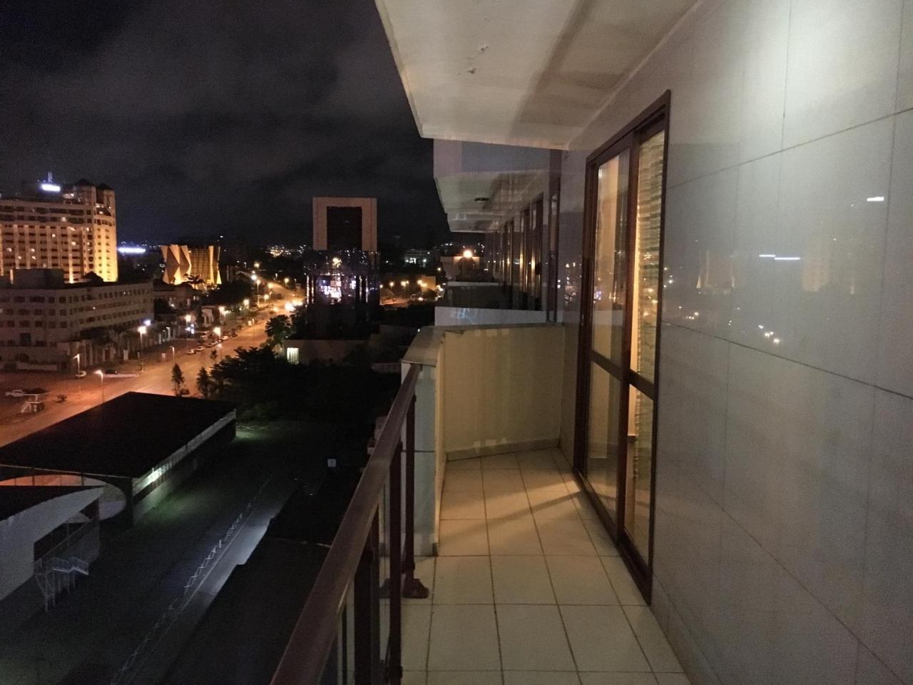 Djeug'Appart Hotel Yaounde Exterior photo